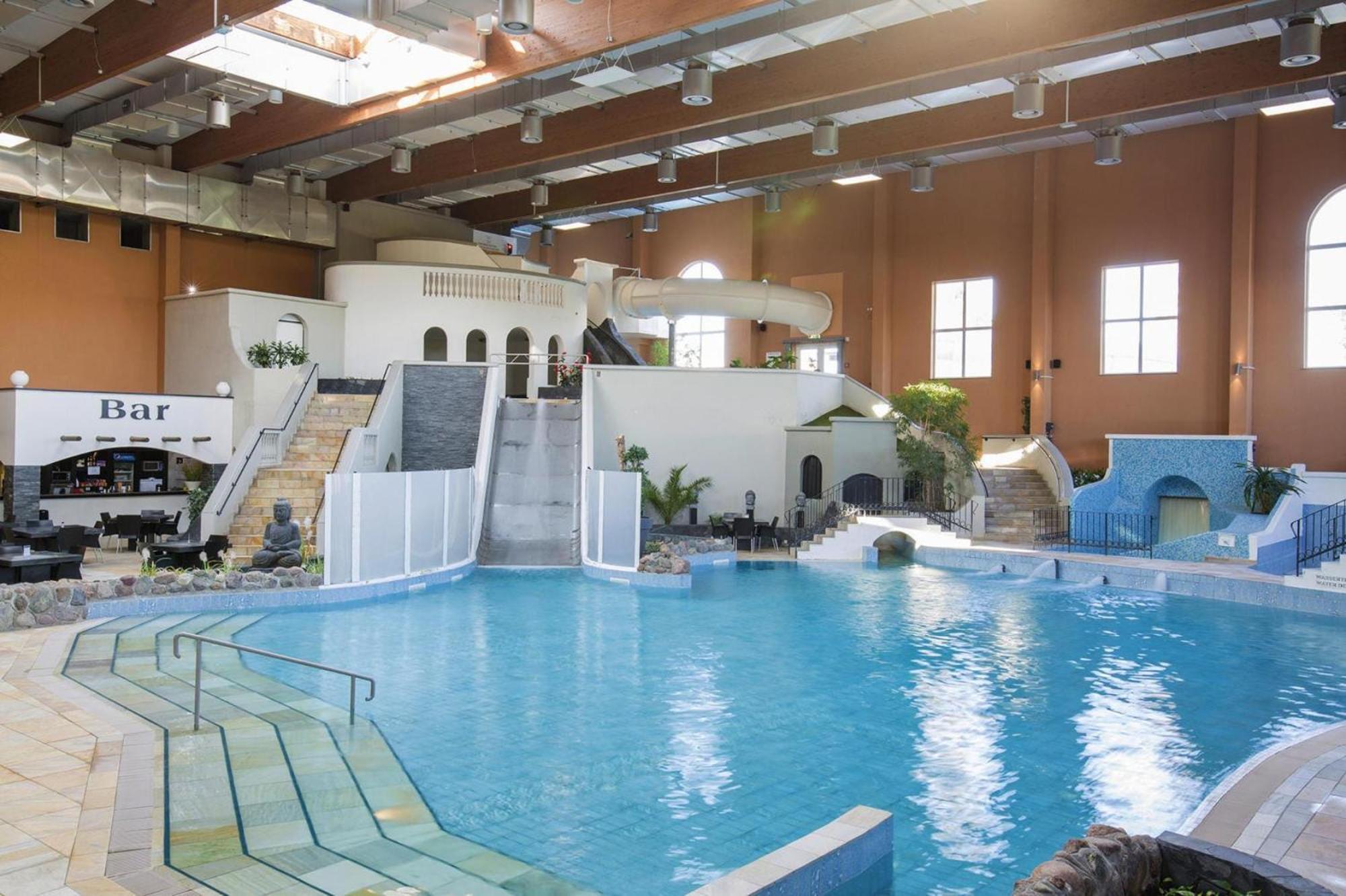 Holiday Resort Van Der Valk, Linstow Dobbin-Linstow Εξωτερικό φωτογραφία